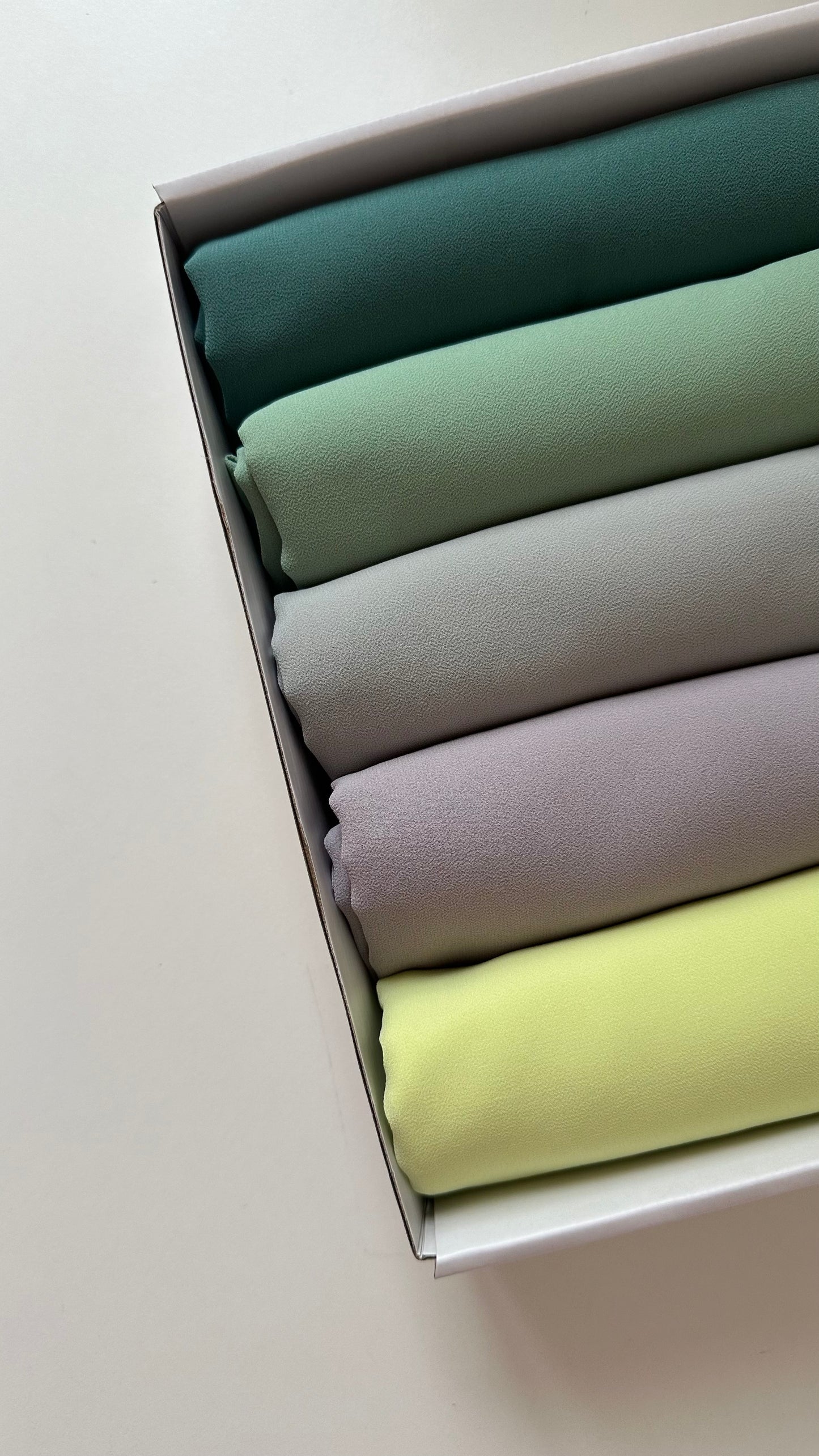 BOX 5 HIJABS MOUSSELINE