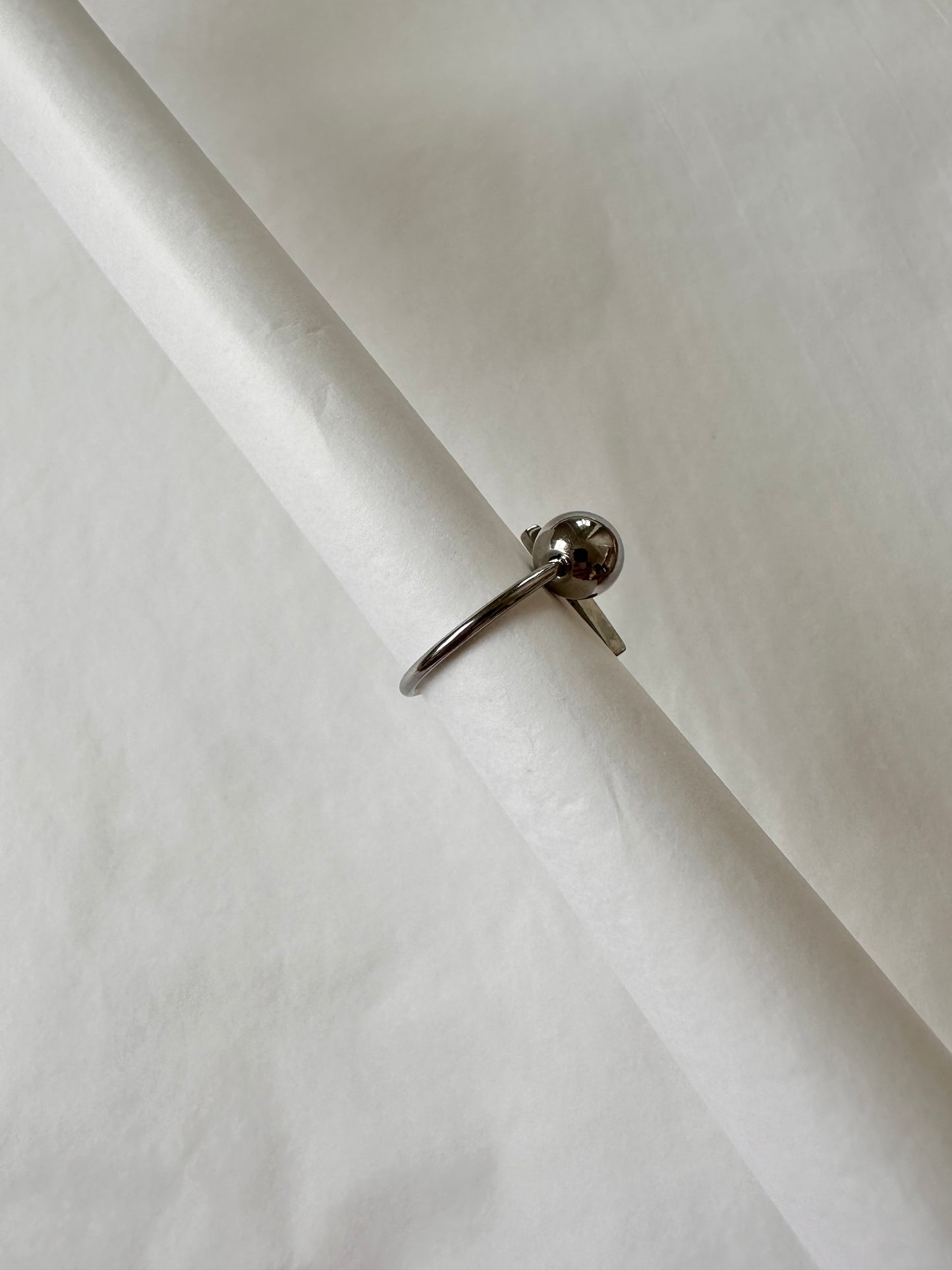 BAGUE MODERNE AJUSTABLE