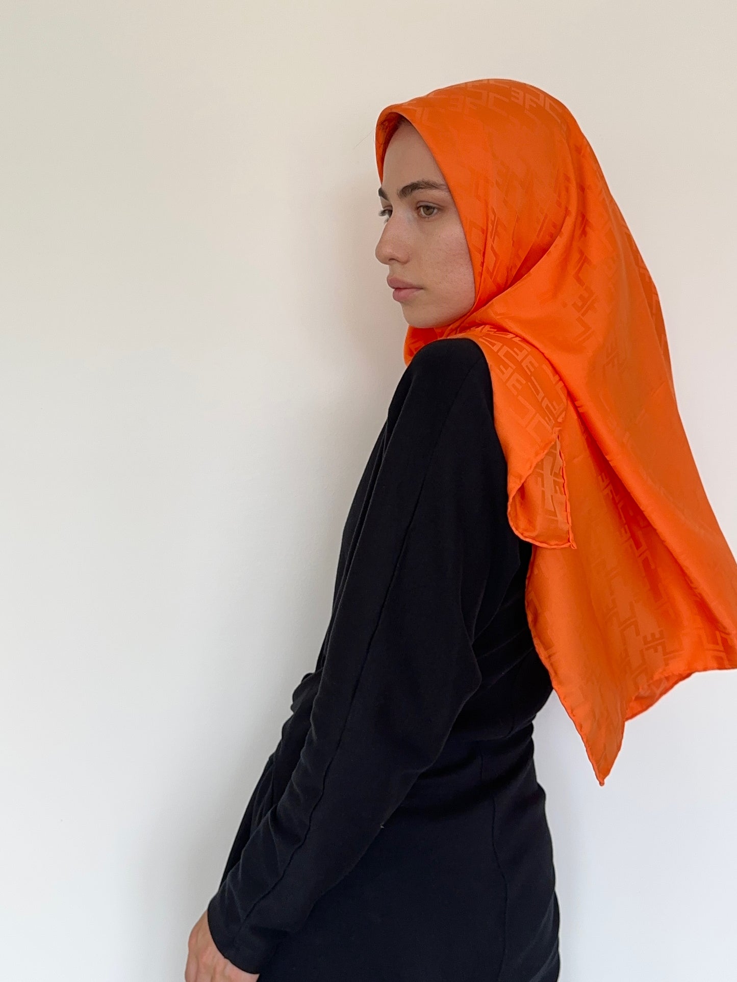 CARRÉ 100 EF ORANGE