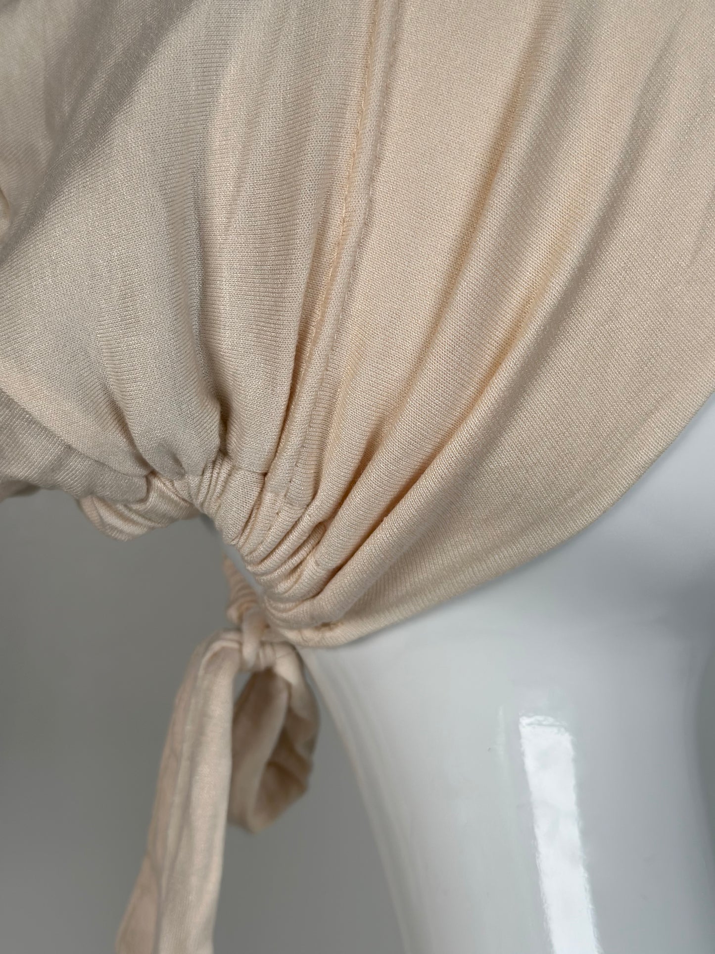 BONNET CRÈME INTÉRIEUR SATIN DE SOIE