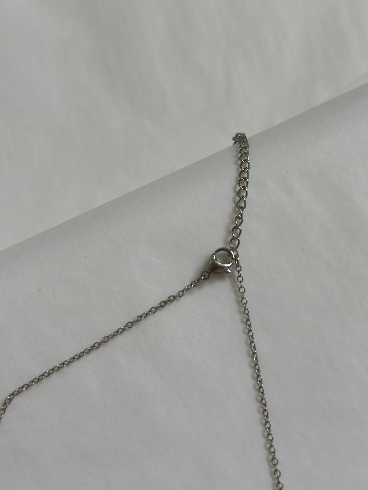 COLLIER LIKA