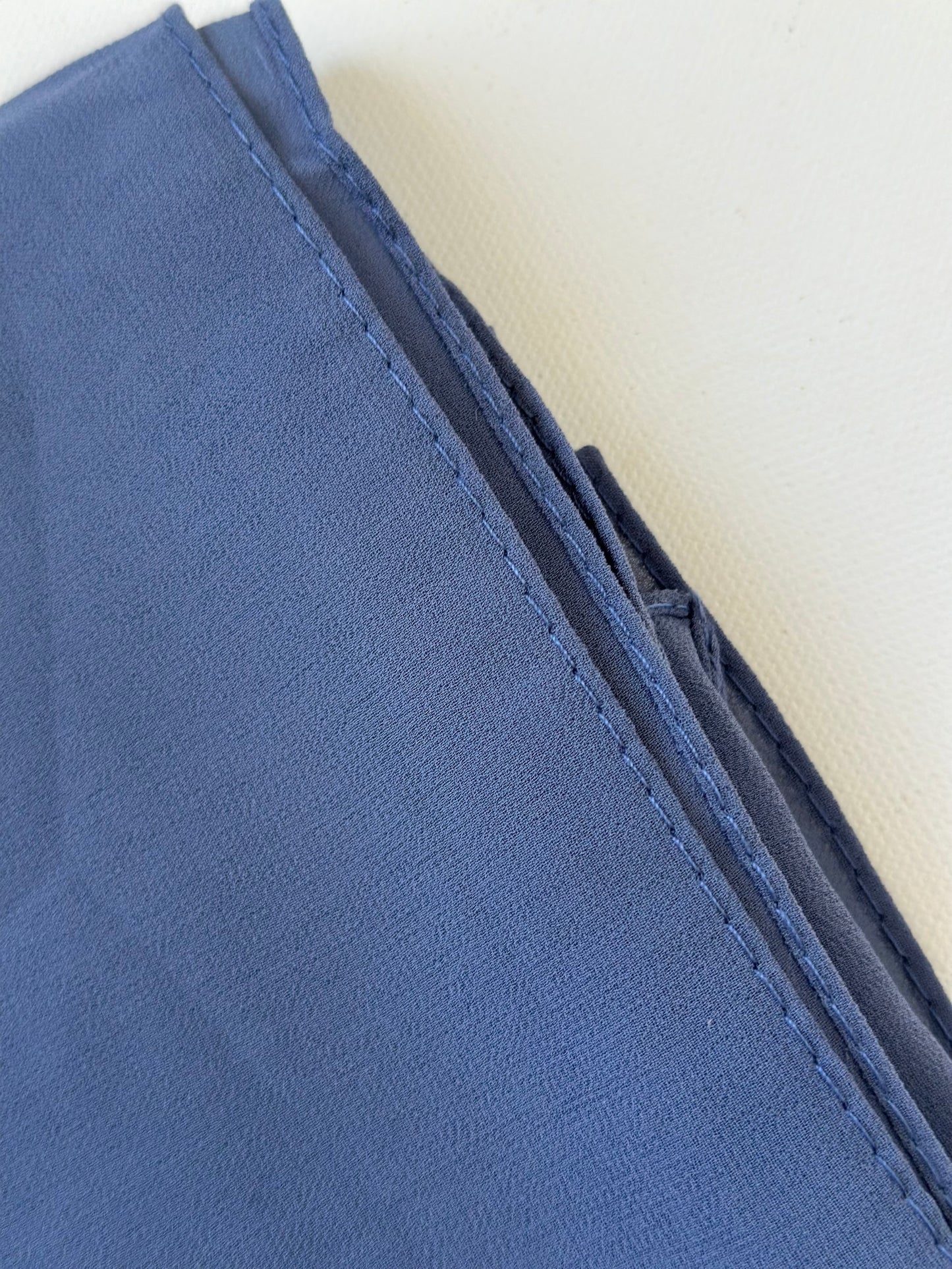 HIJAB CARRÉ XL BLEU ROI