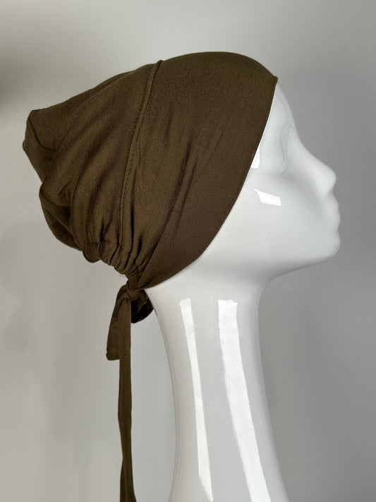 BONNET VERT OLIVE INTÉRIEUR SATIN DE SOIE