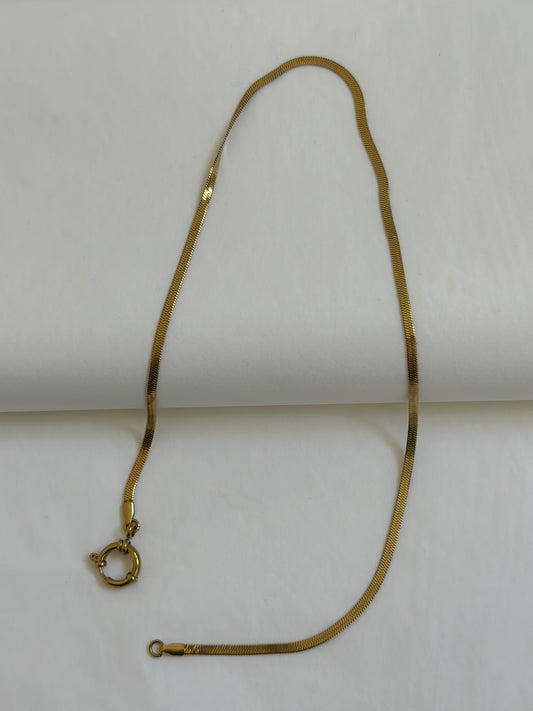 COLLIER AMELIA