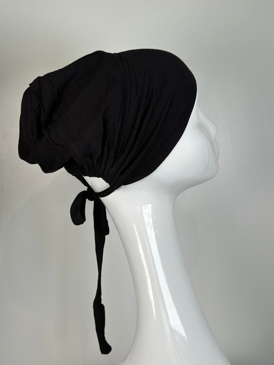 BONNET NOIR INTÉRIEUR SATIN DE SOIE